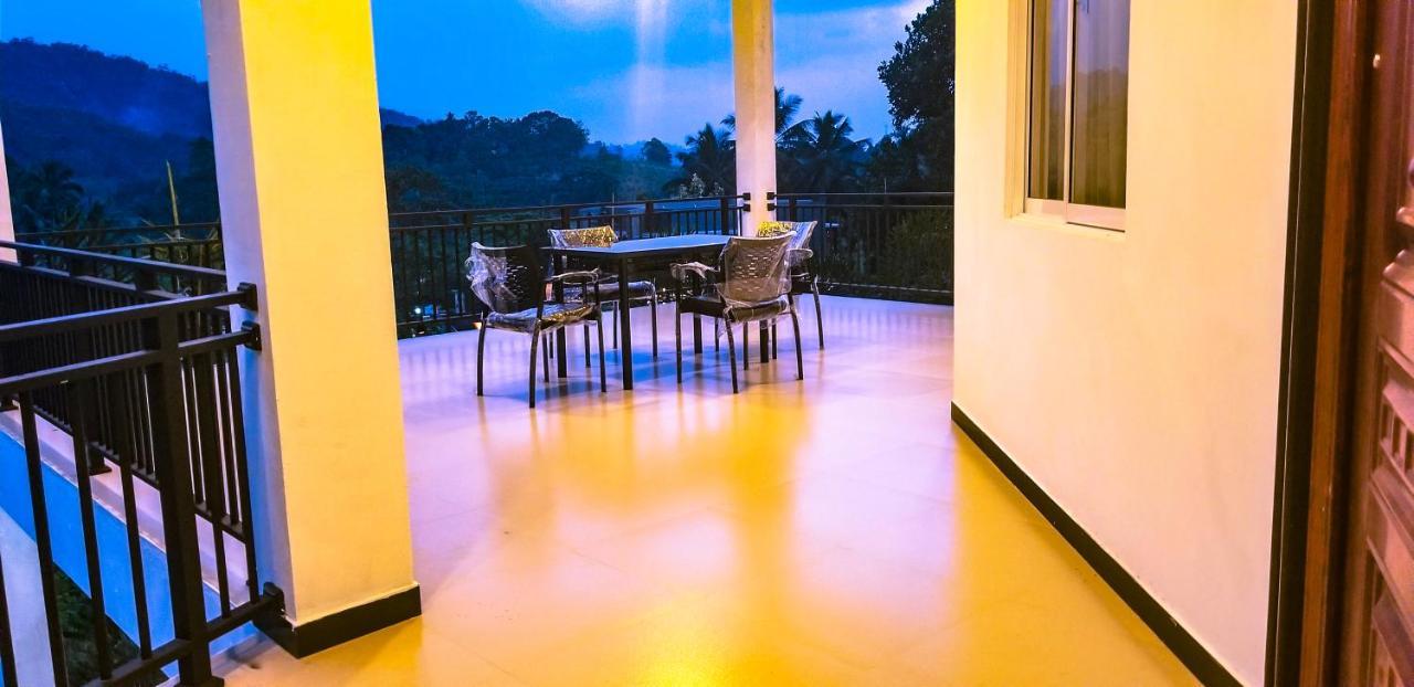 Akoya Pearl Hotel Ratnapura Eksteriør billede