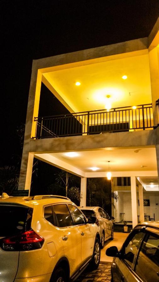 Akoya Pearl Hotel Ratnapura Eksteriør billede