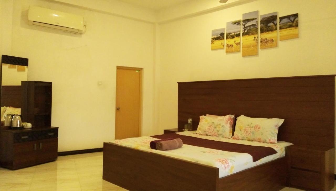 Akoya Pearl Hotel Ratnapura Eksteriør billede