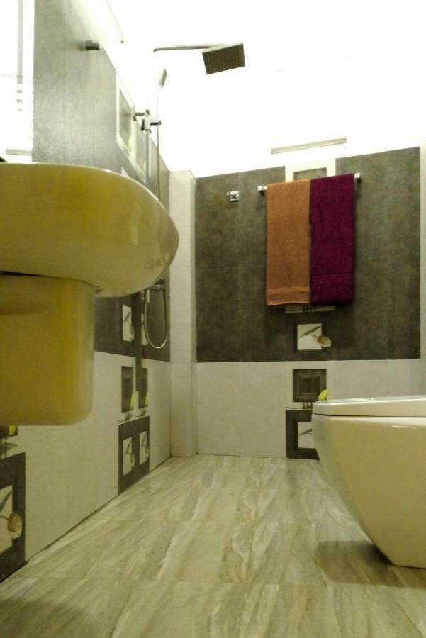 Akoya Pearl Hotel Ratnapura Eksteriør billede